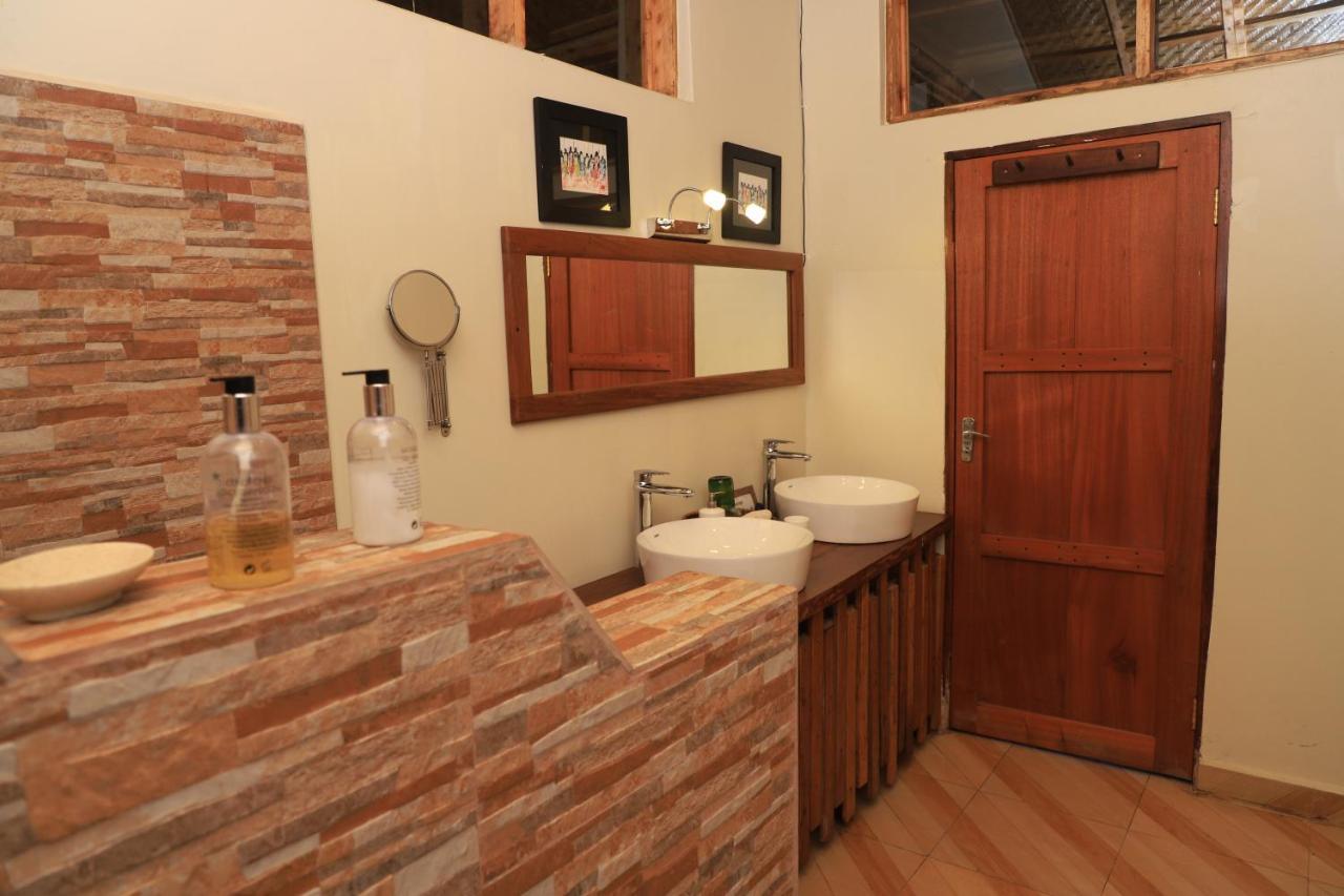 Nkuringo Bwindi Gorilla Lodge Εξωτερικό φωτογραφία